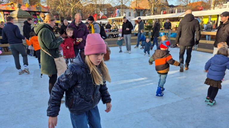 Kerstmarkt ‘s-Gravenzande — markt-eten in Westland